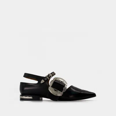 Toga Pulla Flat Shoes In Black