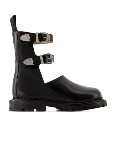 Toga Round-headed Short Boots In Black