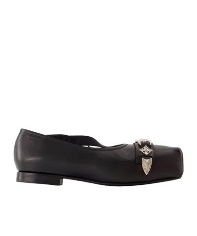 Toga Square-toe Ballet Flats In Black