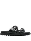 Toga Virilis Leather Slides In Schwarz