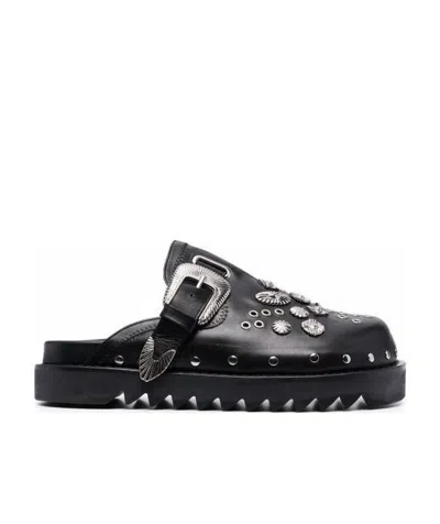 Toga Virilis Silver Embellished Clogs In Black