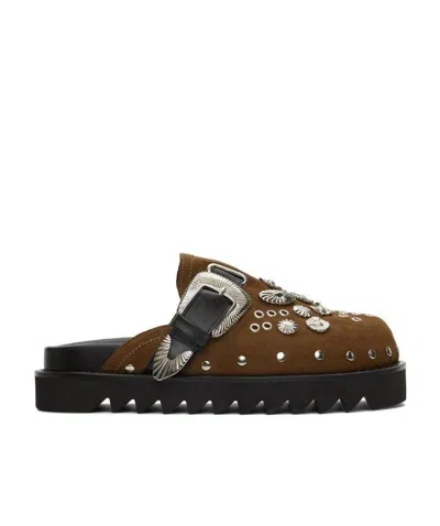Toga Virilis Tawny Logo Muller Shoes In Black
