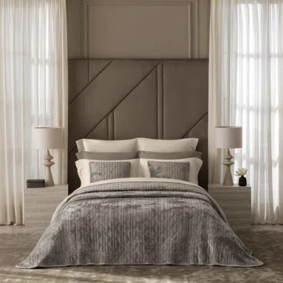 Togas Arnas Bedcover In Gray