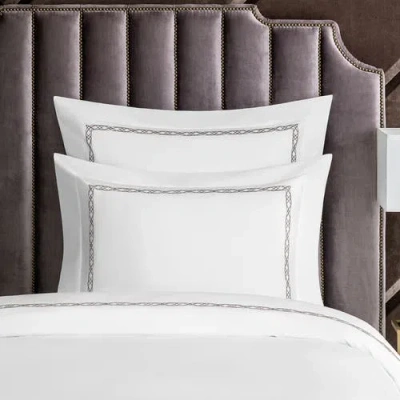 Togas Mia Pillowcase In White