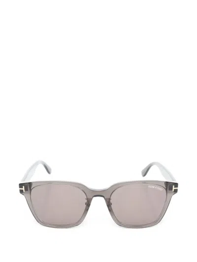Pre-owned Tom Ford 2020s Square Frame Sunglasses In Grey