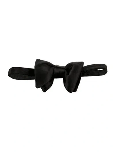 Pre-owned Tom Ford Bow Tie In Black