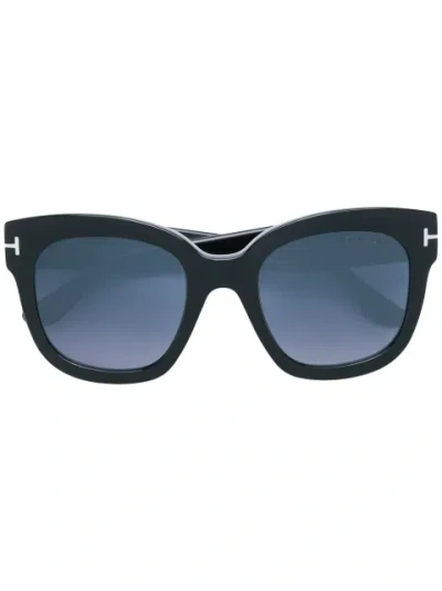 Tom Ford Cat Eye Sunglasses In Black