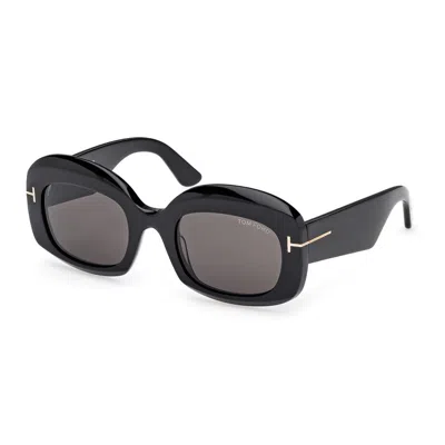 Tom Ford Carmen-02 Smoke Irregular Ladies Sunglasses Ft1219 01a 53 In Black