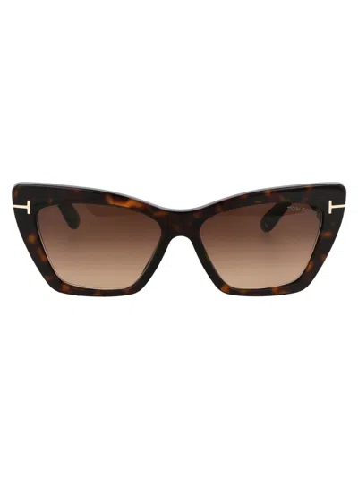 Tom Ford Cat Eye Sunglasses Ft0871 52 F In Brown