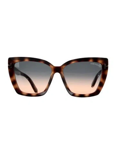 Pre-owned Tom Ford Cat-eye Gradient Sunglasses In Black