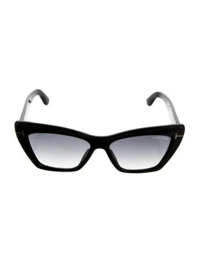 Pre-owned Tom Ford Cat-eye Gradient Sunglasses In Black