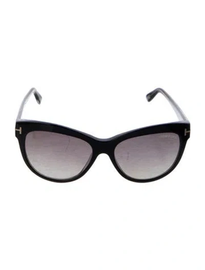 Pre-owned Tom Ford Cat-eye Gradient Sunglasses In Black