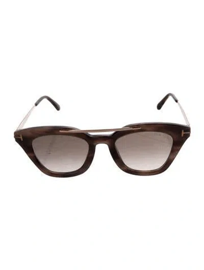 Pre-owned Tom Ford Cat-eye Gradient Sunglasses In Brown