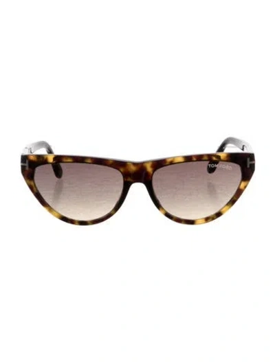 Pre-owned Tom Ford Cat-eye Gradient Sunglasses In Brown