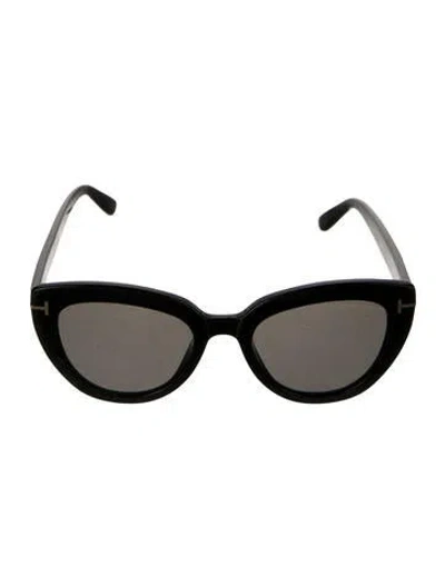 Pre-owned Tom Ford Cat-eye Tinted Sunglasses In Black