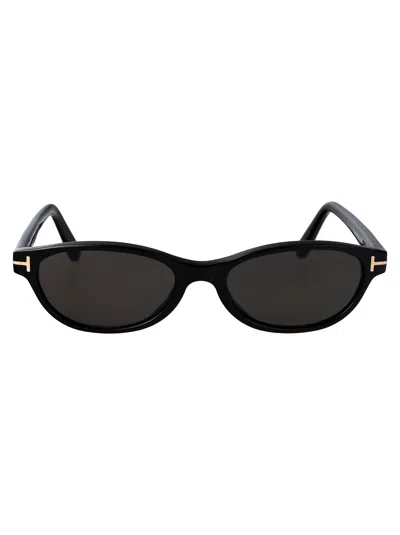 Tom Ford Chloe-02 Sunglasses In Black