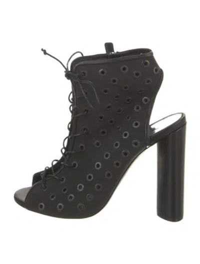 Pre-owned Tom Ford Eyelet Trim Lace-up Boots In Black