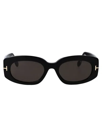 Tom Ford Ft1187/s Sunglasses In Black