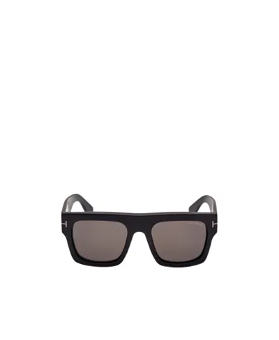 Tom Ford Eyewear Fausto Square Frame Sunglasses In Gray