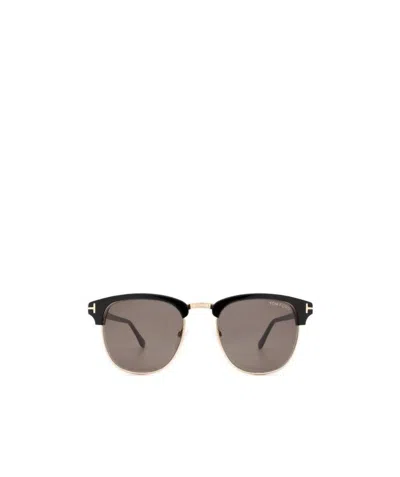 Tom Ford Eyewear Henry Sunglasses In Gray