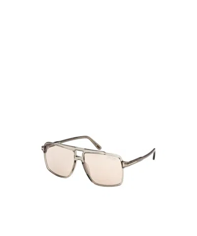 Tom Ford Eyewear Kemp Pilot Frame Sunglasses In Transparent