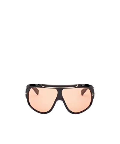 Tom Ford Eyewear Photochormatic Rellen Shield Frame Sunglasses In Nude