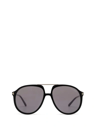 Tom Ford Eyewear Pilot Frame Sunglasses In Gray
