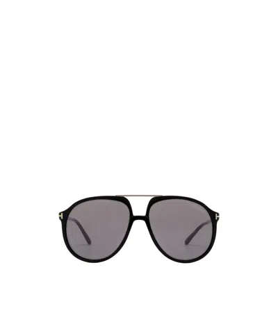 Tom Ford Eyewear Pilot Frame Sunglasses In Gray