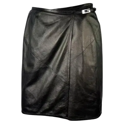 Pre-owned Tom Ford For Gucci F/w 1997 Gucci By Tom Ford G Buckle Metallic Black Leather Mini Wrap Skirt 42it