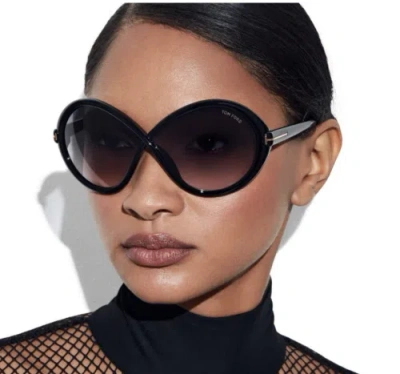 Pre-owned Tom Ford Ft1070-01b-68 Black Sunglasses In Gray