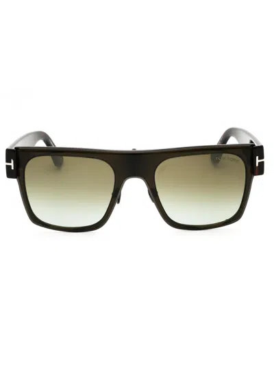 Tom Ford Ft1073 Sunglasses In Black
