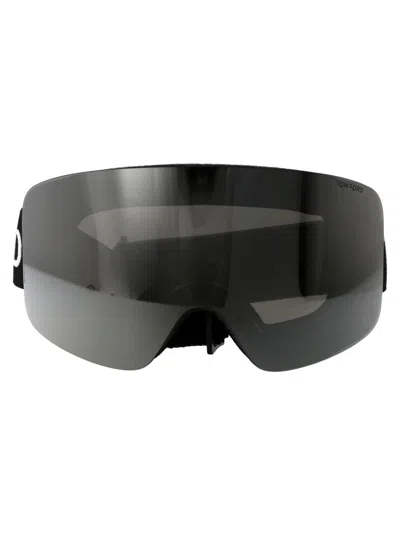 Tom Ford Ft1124 Sunglasses In 01c Nero Lucido / Fumo Specchiato