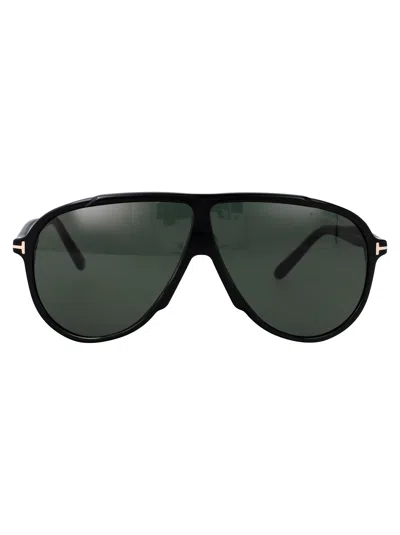Tom Ford Eyewear Oversized Pilot Frame Sunglasses In Black