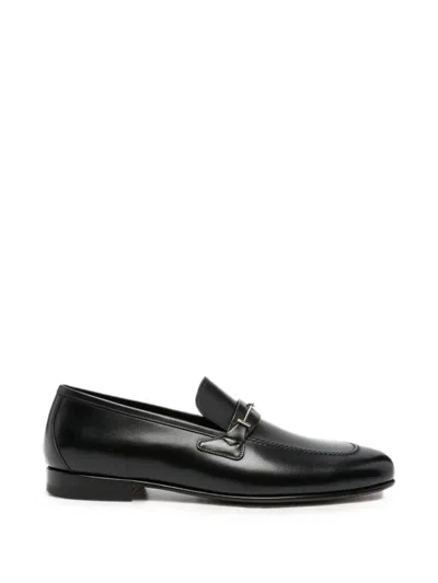 Tom Ford Gigi T-hardware Leather Loafers In Black