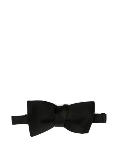 Tom Ford Knotted Bow Tie In Black