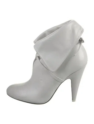 Pre-owned Tom Ford Leather Boots In White
