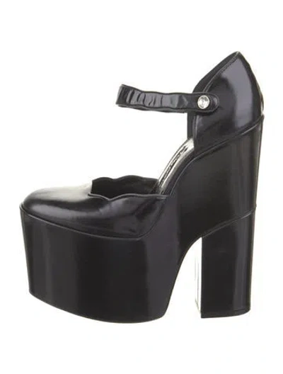 Pre-owned Tom Ford Leather Crystal Embellishments Pumps In Black