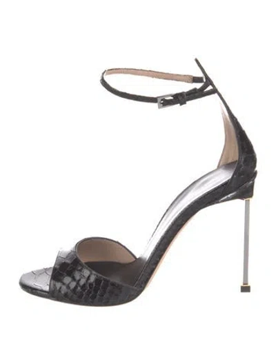 Pre-owned Tom Ford Leather Sandals In Black