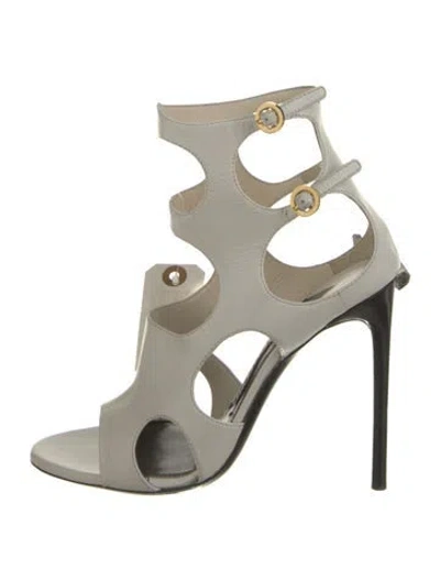Pre-owned Tom Ford Leather T-strap Sandals In Neutral