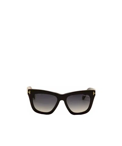 Tom Ford Logo Sunglasses In Black