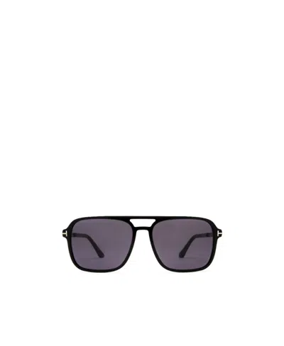 Tom Ford Logo Sunglasses In Black