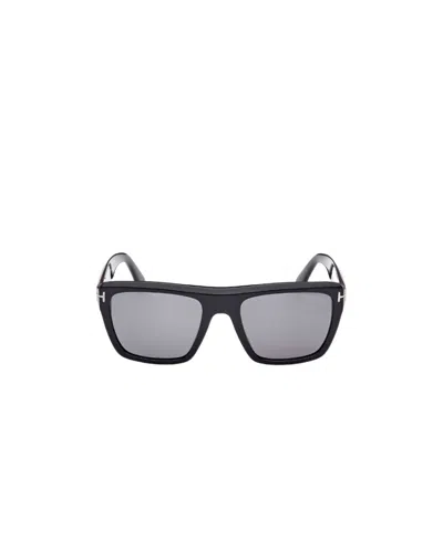 Tom Ford Logo Sunglasses In Black
