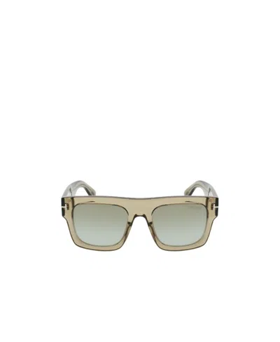 Tom Ford Logo Sunglasses In Gray