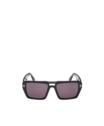 Tom Ford Logo Sunglasses In Gray