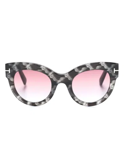 Tom Ford Lucilla Butterfly-frame Sunglasses In Black