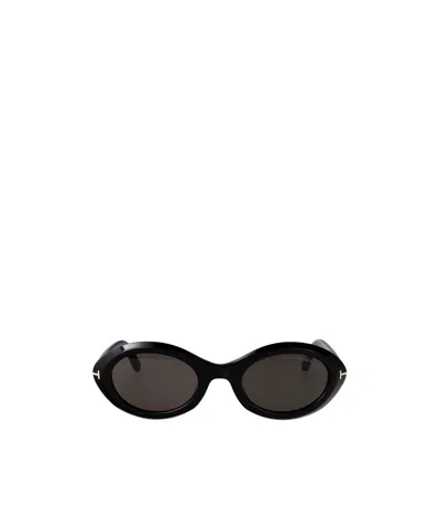 Tom Ford Oval Frame Sunglasses In Black