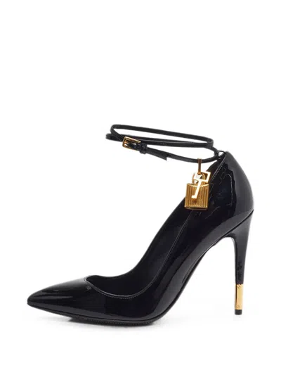 Pre-owned Tom Ford Padlock Pointed-toe Pumps In Black