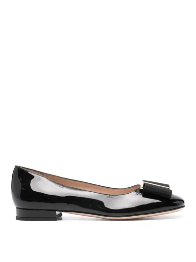 TOM FORD PATENT LEATHER FLATS