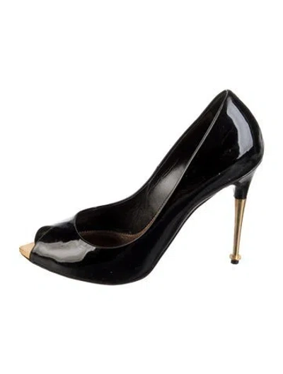 Pre-owned Tom Ford Patent Leather Pumps In Black/gold