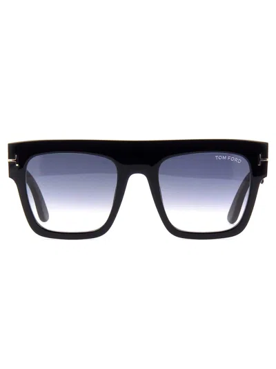 Tom Ford Eyewear Renee Square In 5201b - Nero Lucido / Fumo Grad